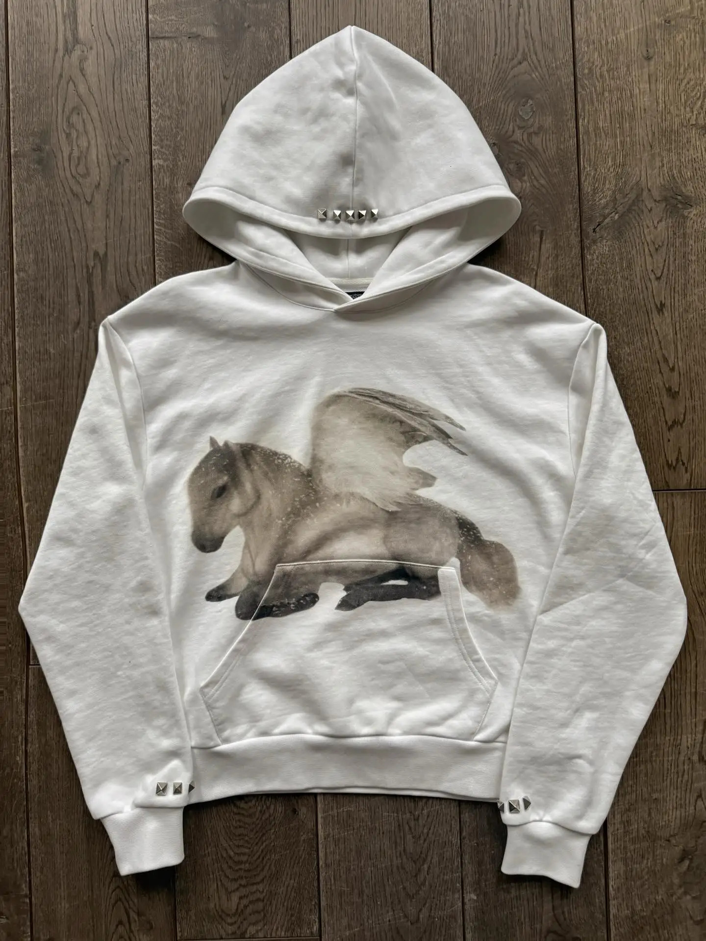 Y2K Flying Horse Hoodie Pure White Fabric Sweatshirt Men Women Fashion Art Simple Streetwear Unisex Oversized Clothing 260407
