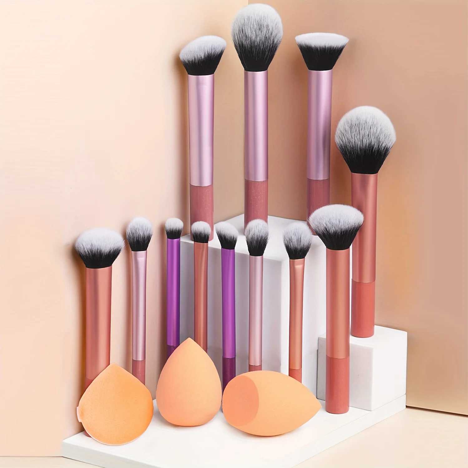 12-Piece Classic Full Makeup Brush Set with Angled and Teardrop Blenders 1 Powder Puff - Professional Application Tools Nylon Z260408