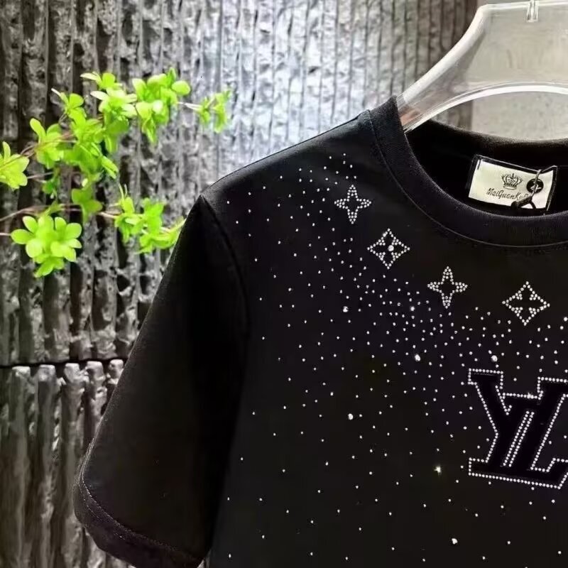 Mens Designer T Shirt Fast Delivery Embroidery Brand Hip Hop Top Essentials Shirt High Quality High Version Versatile Comfortable Fabric Short Sleeve 