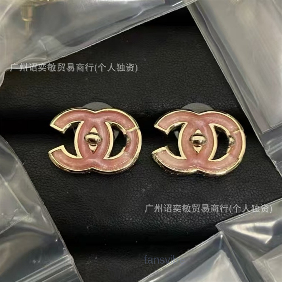 designer jewlery cc earring Authentic double C pink enamel stud earrings for women fashionable and design light luxury earrings channels