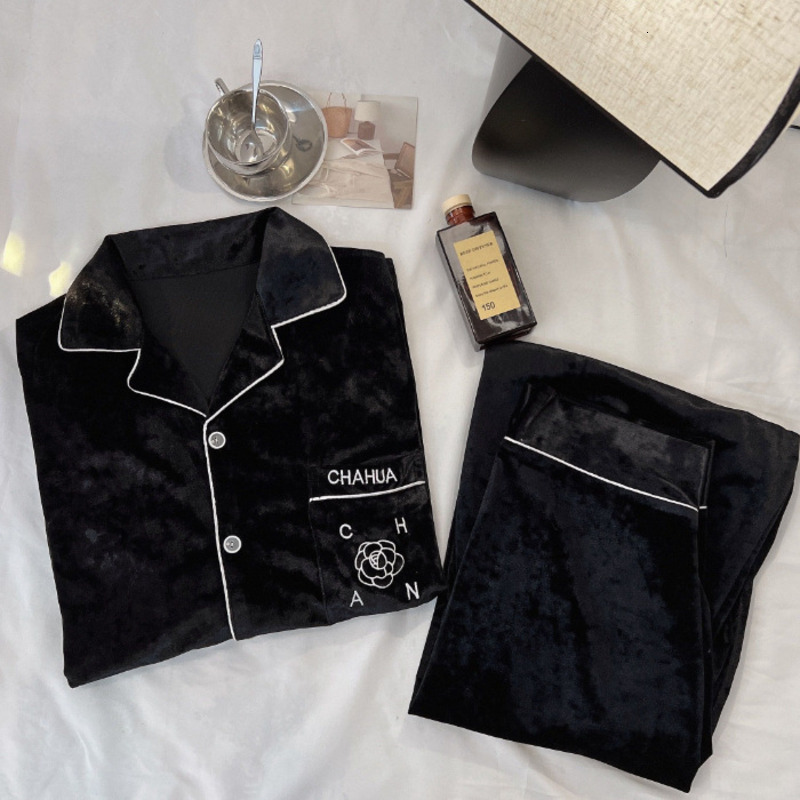Fall Winter New Women's Pajamas Sweet Luxurious Style Comfortable Turn Down Collar Gold Diamond Velvet Long Sleeve Homewear Set