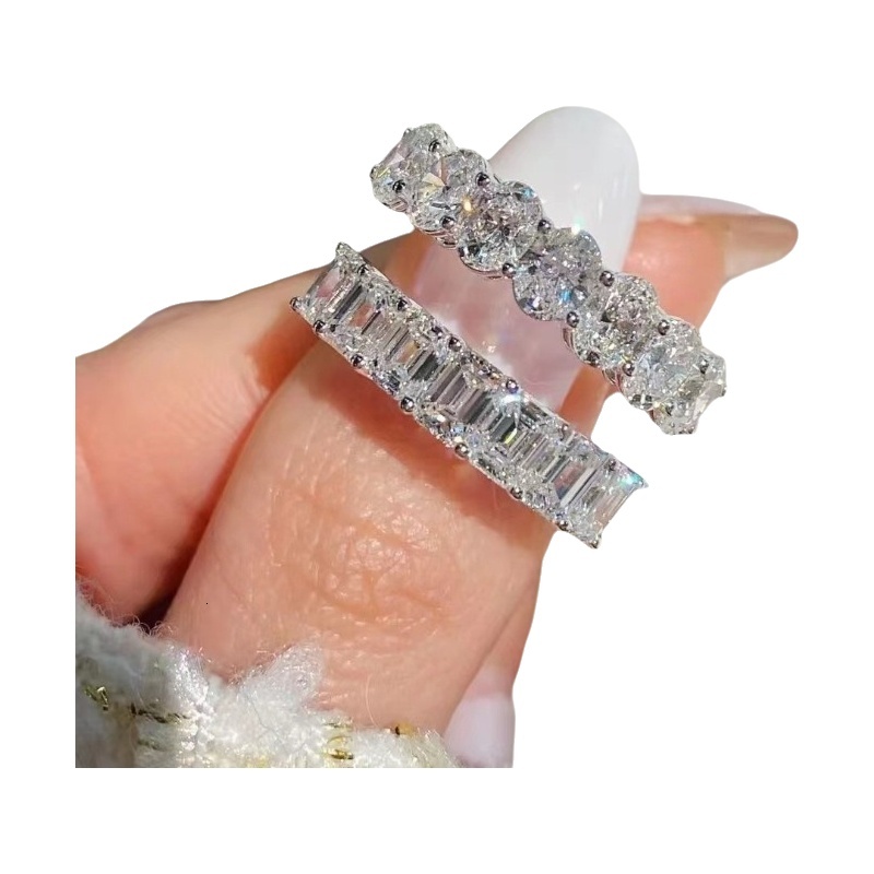 Design Adjustable Oval Diamond Ring Luxury Simulated Moissanite Eternity Band For Women Wedding Engagement Gift