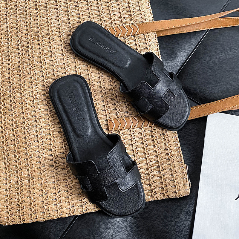 HZGUSIFU Free delivery luxury Slippers Slippers for women's outdoor wear new summer fashion flat bottomed one line dragging beach travel sandals