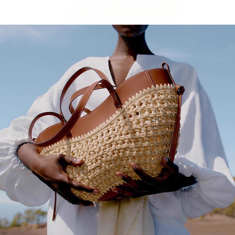2026 new women's grass beach bag, fashionable and woven, large capacity single shoulder handbag, spring and summer single shoulder bag