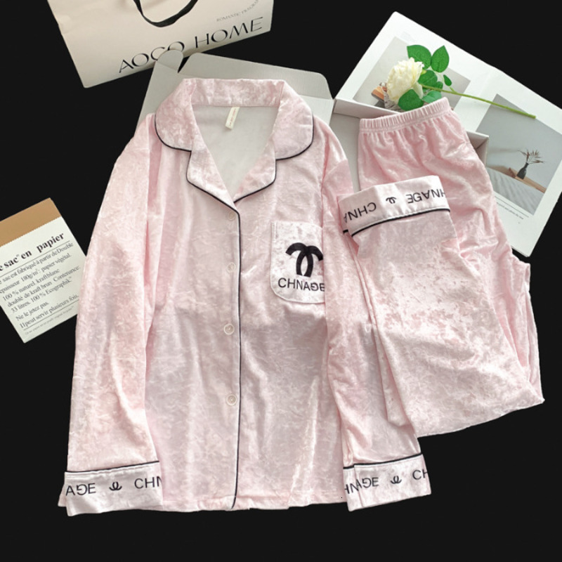 Fall Winter New Women's Pajamas Sweet Luxurious Style Comfortable Turn Down Collar Gold Diamond Velvet Long Sleeve Homewear Set