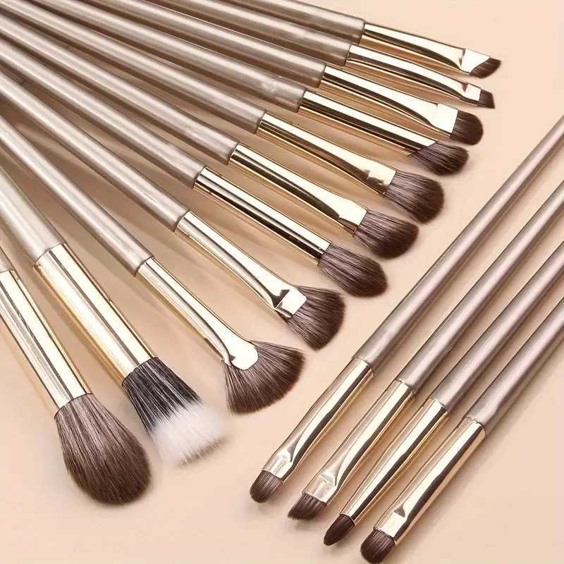 15pcs Makeup Brushes Set Soft Synthetic Eye Makeup Brush Set Blending Eyeshadow Eyeliner Crease Eyebrow Brightening Eye Brush Z260408