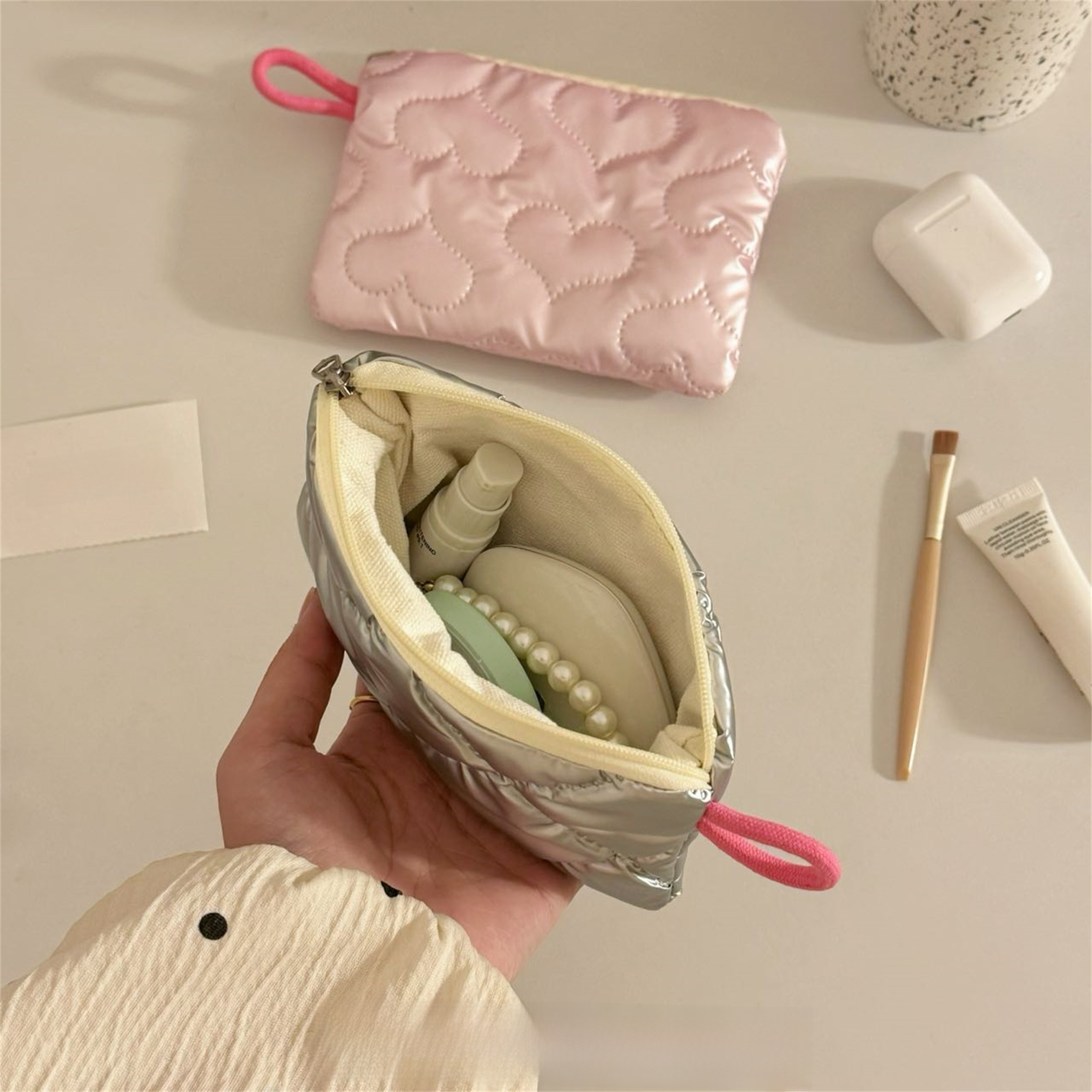 Makeup Bag Korean Ins Blogger Style Quilted Cute Bow Print Glossy Leather Handheld Portable High Value Small Coin Purse For Women