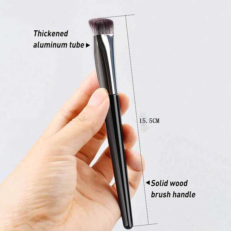 Under Eye Concealer Makeup Brush Triangle Foundation Brush for Liquid Cream Blending Concealing Cosmetic Makeup Tools Z260408