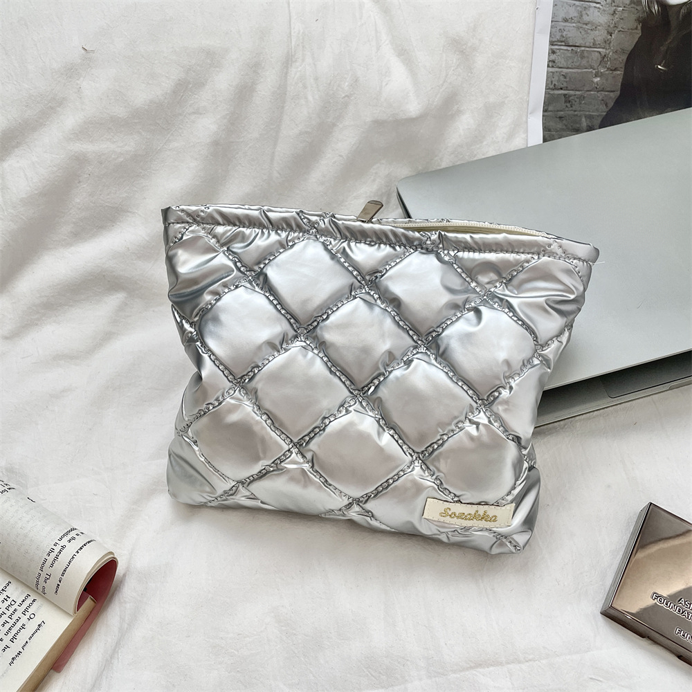 Storage Bag Korean Style Quilted Heart Pattern Glossy Leather Luxury Texture Clutch Makeup Skincare Pouch Coin Purse Inner Liner Multifunctional