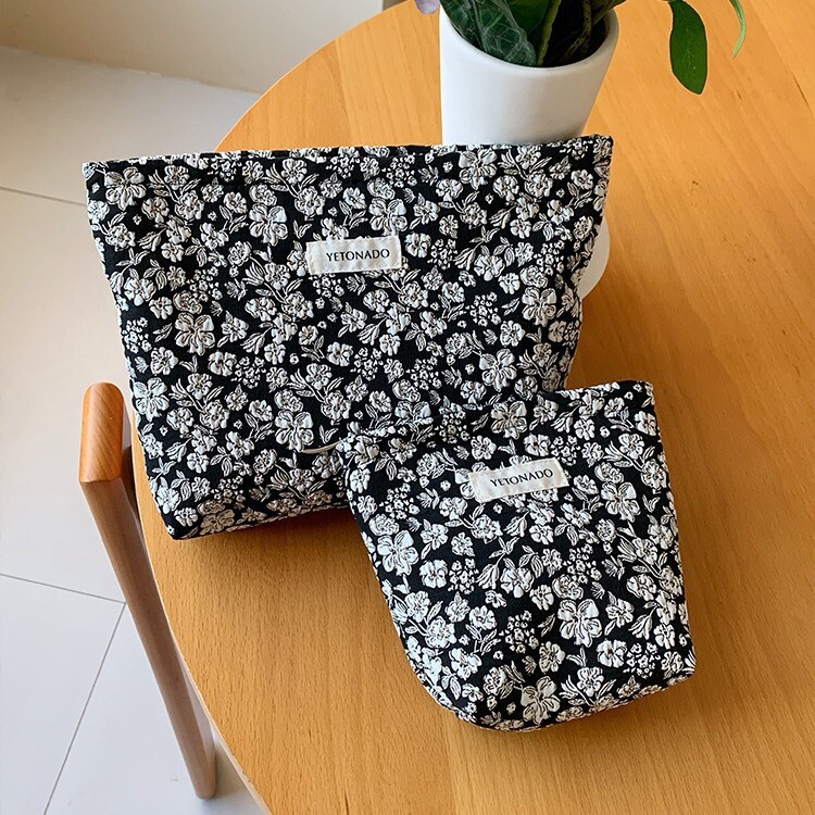 Storage Bag Ins Style Floral Large Capacity Portable Makeup Pencil Case Inner Pouch Travel High End Clutch Bag Flower Style Black Color