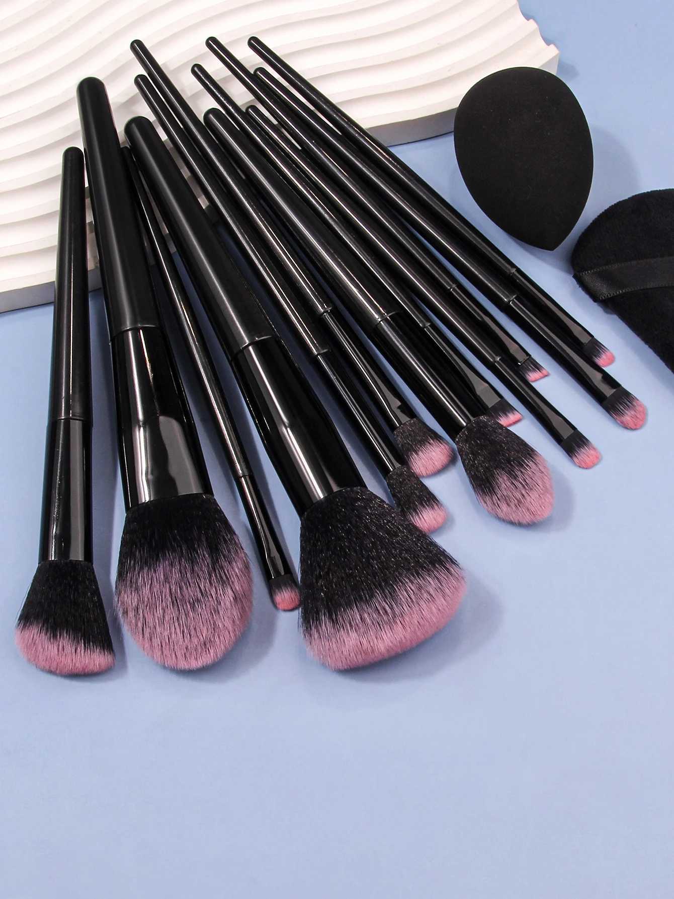 12Pcs Soft Makeup Brushes Set for Cosmetic Beauty Foundation Blush Powder Eyeshadow Concealer Blending Make Up Brush Z260408