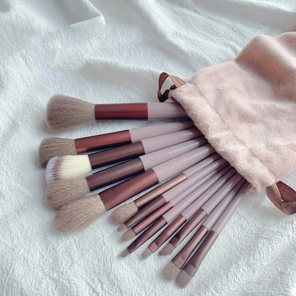 Professional Makeup Brush Set Soft Fluffy Foundation Powder Eyeshadow Blending Brushes Beauty Tool Kit for Women Z260408