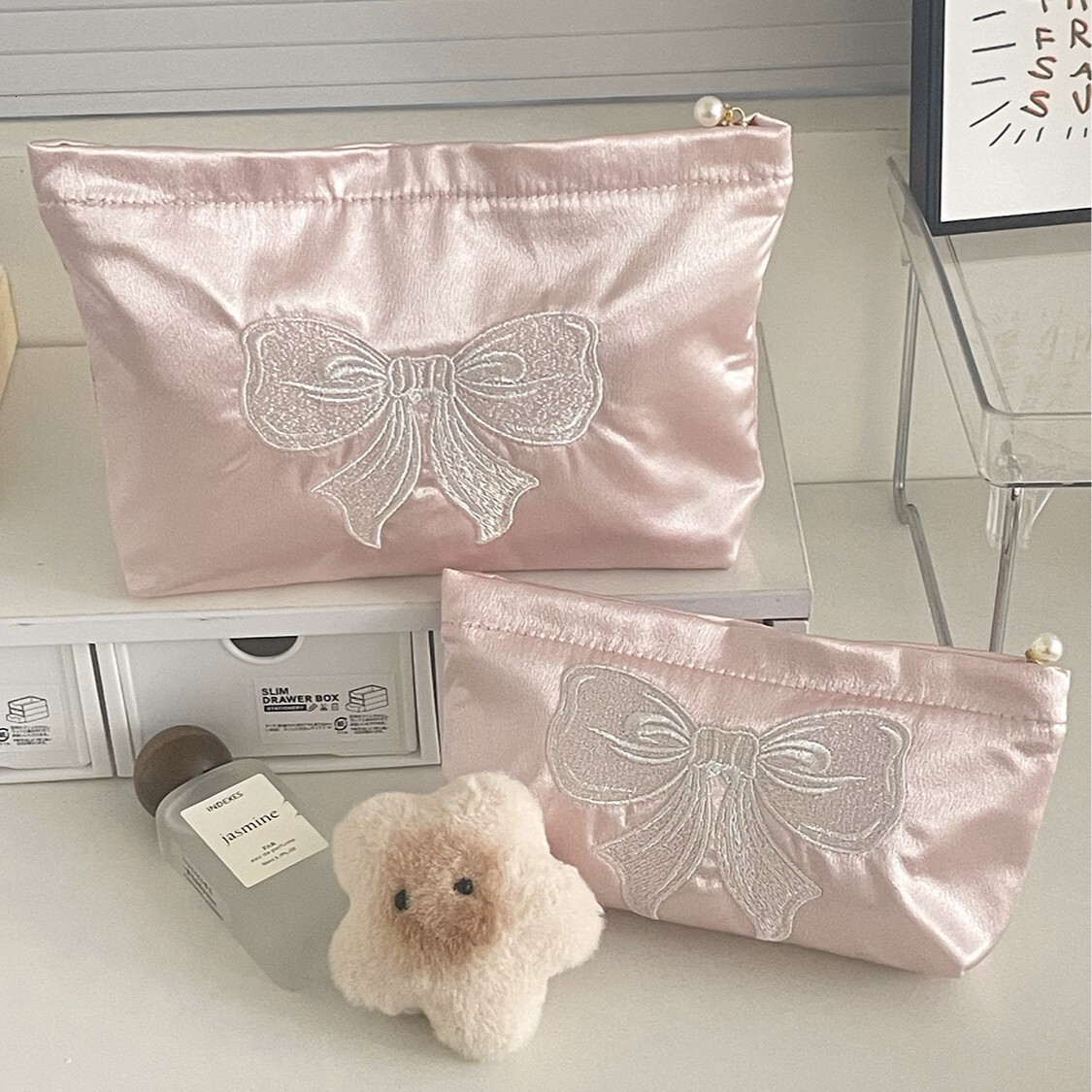 Storage Bag Pink Pearlescent Bow Cute Girly High End Large Capacity Embroidered Satin Makeup Storage