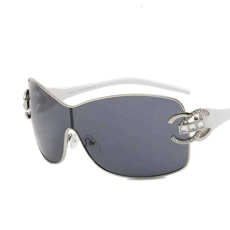 New One-Piece Large-Frame Diamond-Set European And American Fashion Trend Sunglasses Women