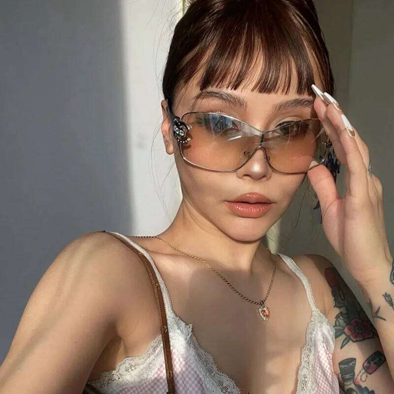 New One-Piece Large-Frame Diamond-Set European And American Fashion Trend Sunglasses Women