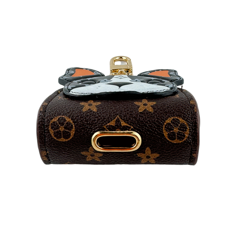 Luxury French Bulldog Shaped Dog Poop Bag Holder Premium Leather Pet Waste Bag Dispenser High-End Pet Accessory with Gold Hardware Fashion Dog Accesso