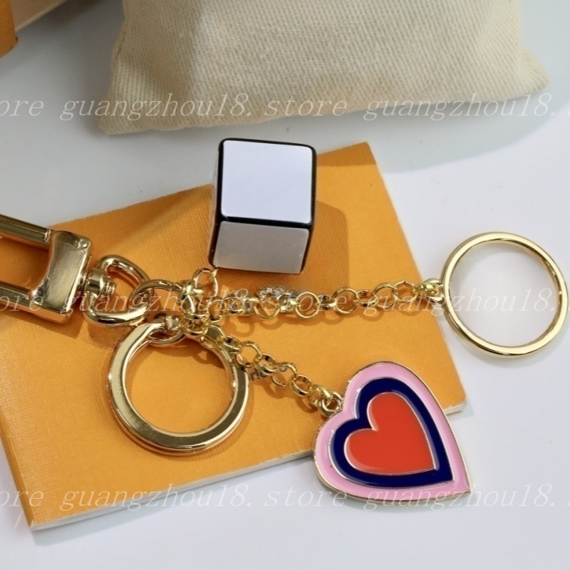 (go off picture not the description) Fashion Designer Keychains Transparent Keychain with Box Festival Gifts 16563 18755