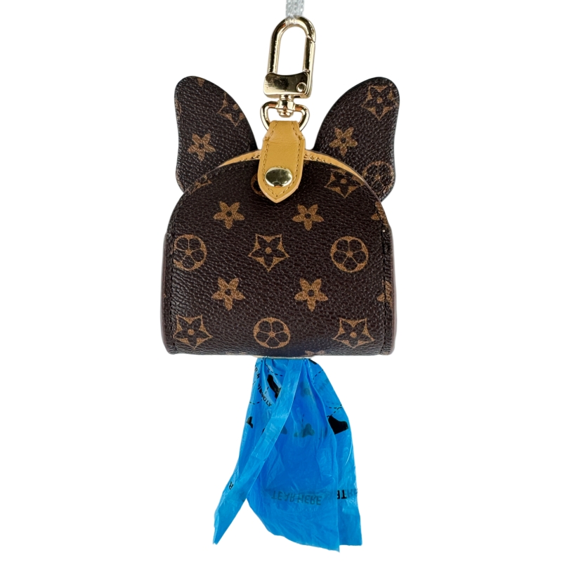 Luxury French Bulldog Shaped Dog Poop Bag Holder Premium Leather Pet Waste Bag Dispenser High-End Pet Accessory with Gold Hardware Fashion Dog Accesso