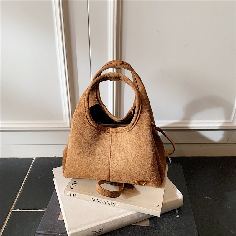 Early Spring Free Shipping New Hand Lading Shoulder Bucket Bag Retro Hand Bag