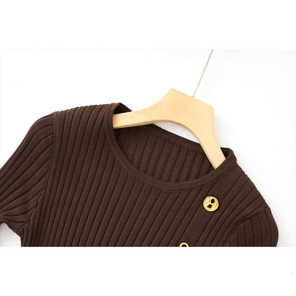 k30 2026 autumn and winter designer lightweight, luxurious, simple and chic knitted dress with round neck, long sleeves and fishtail hem
