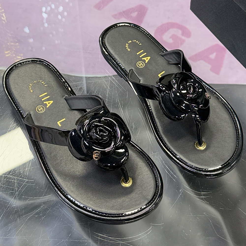 sandals designer shoes women slippers summer new camellia slides toe bread flip flops with clip on beach shoes classic genuine sheepskin flat low heels shoes AAAAA