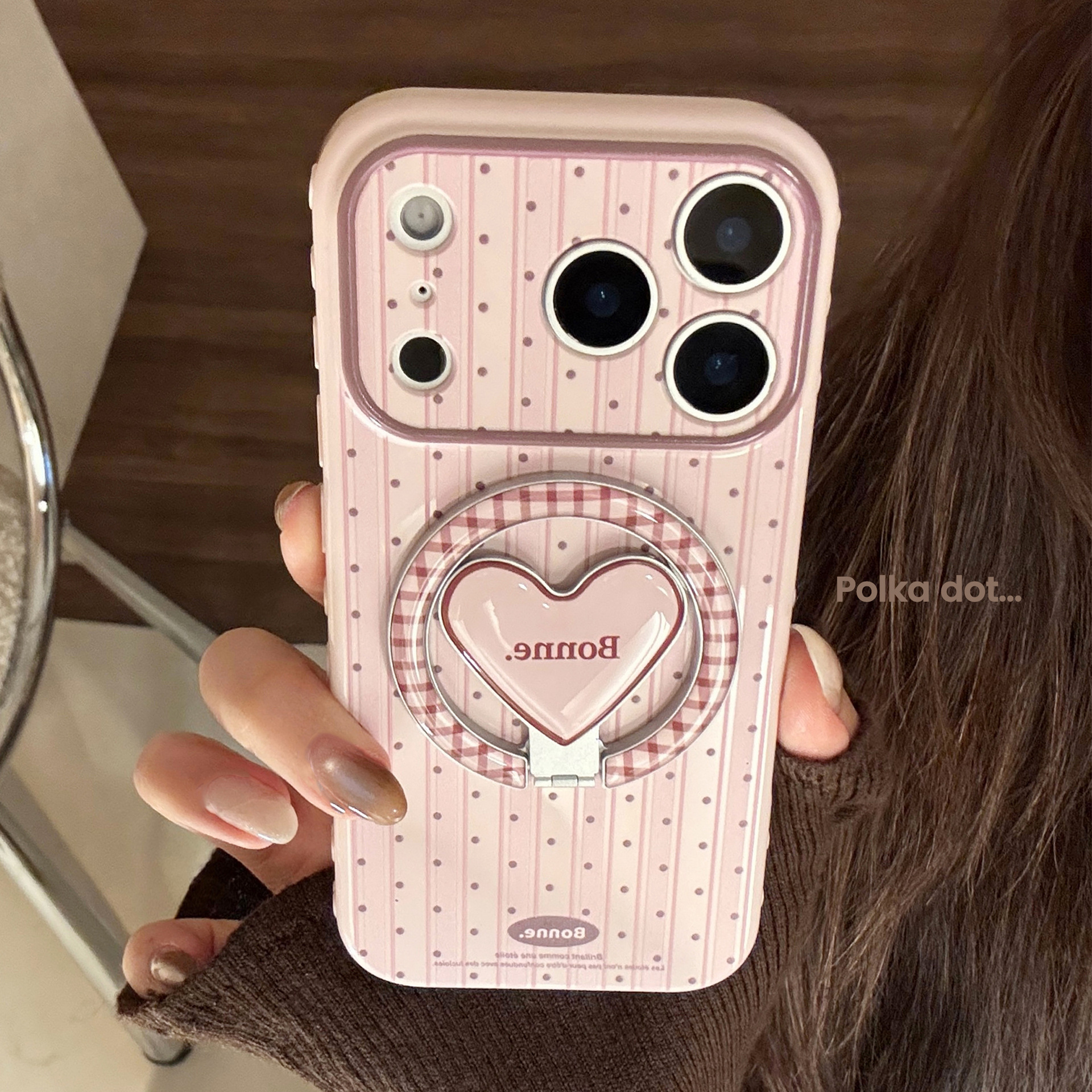 Vintage Brown Stripe Heart Stand Case for iPhone 17 Pro Max