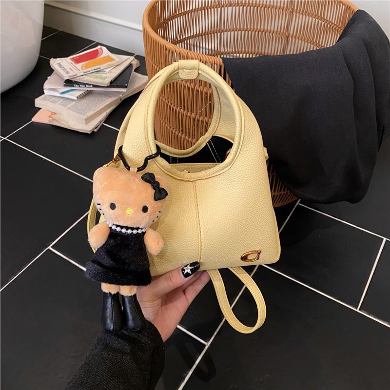 Early Spring Free Shipping New Hand Lading Shoulder Bucket Bag Retro Hand Bag