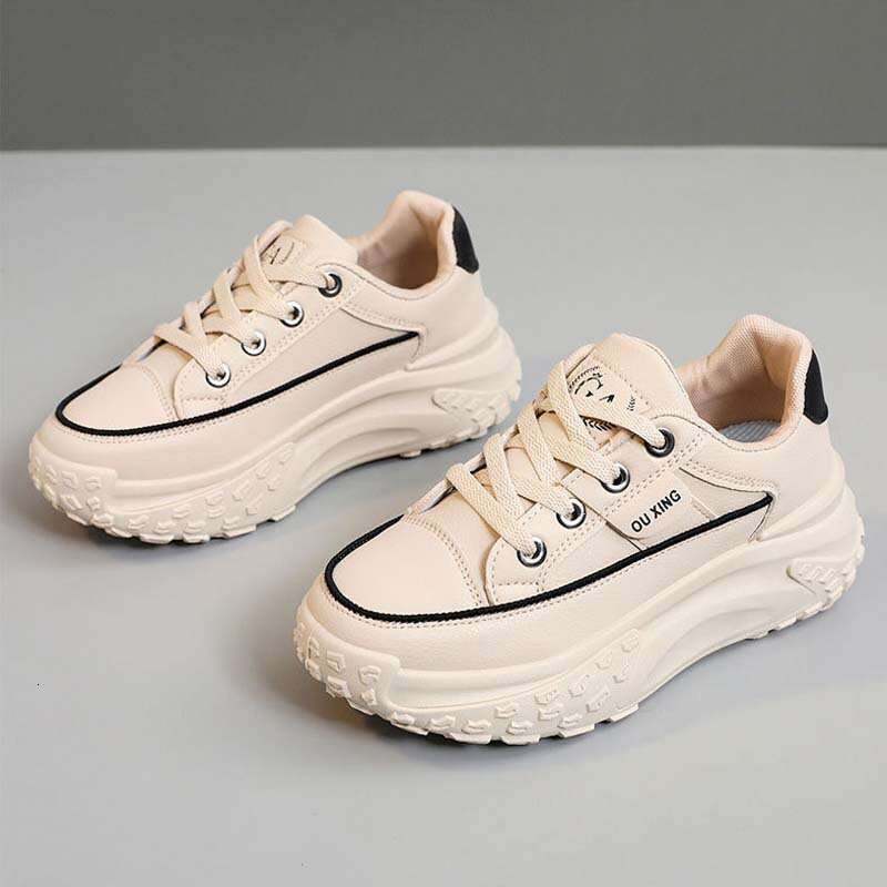 Thick-Soled Sneakers for Women 2026 New Autumn Winter Casual Sports Versatile Height-Increasing Dad White Leather Surface Platform Shoes