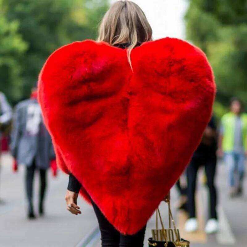 New Winter Women Faux Fox Fur Warm Coat Red Love Heart Printed Shawl Style Jacket Fashion High Quality Ladies Outerwear MAKOUFEI