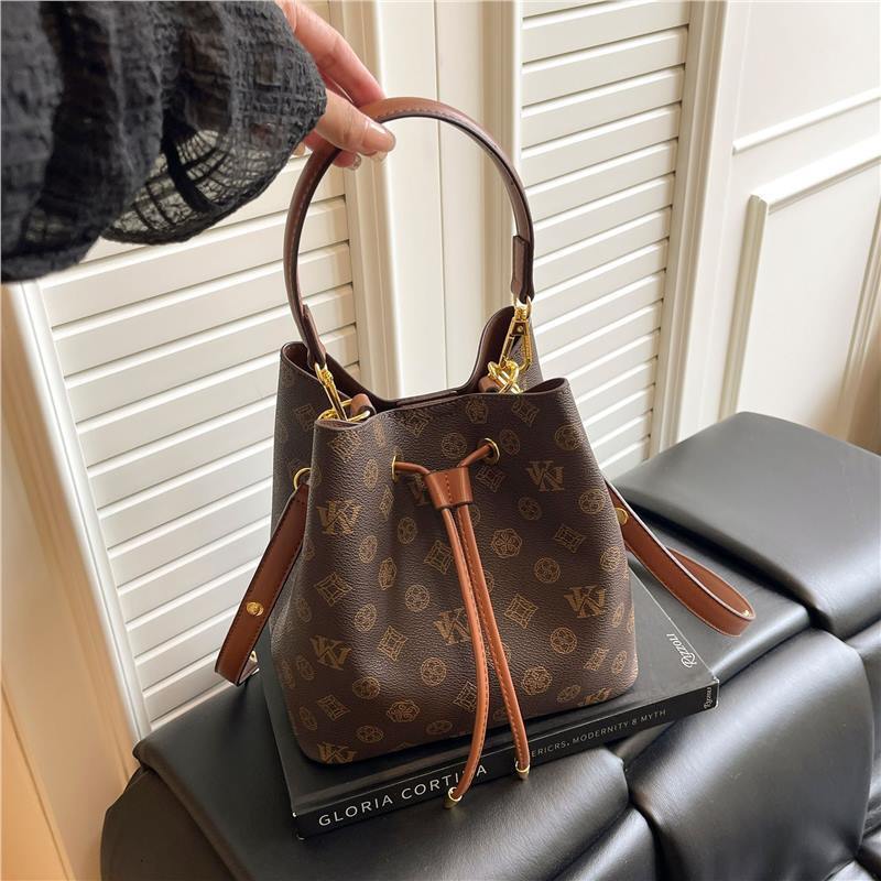 European American Fashion Bucket for Women, New Autumn and Winter High-Quality Textured Printed Women's Bag, Super Popular Single Shoulder Crossb