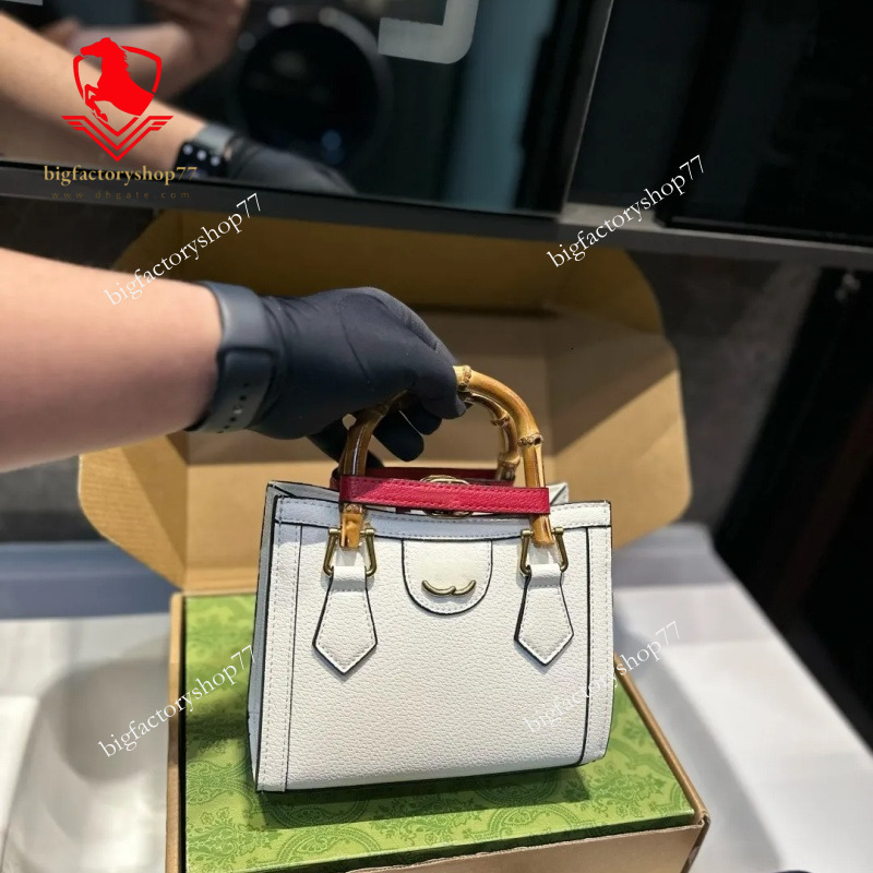 2025 Quality Diana Bamboo Tote Bag Luxury Designers Handbag Genuine Leather Shoulder Bags Womens Handbags Purse Pochette