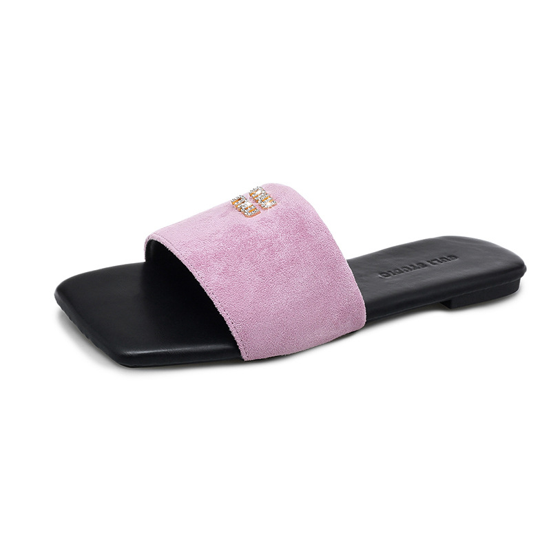 2026 Summer New Designer Fashionable Leisure Classic Letter Flat Slippers Outdoor Home Beach Sandals for Women