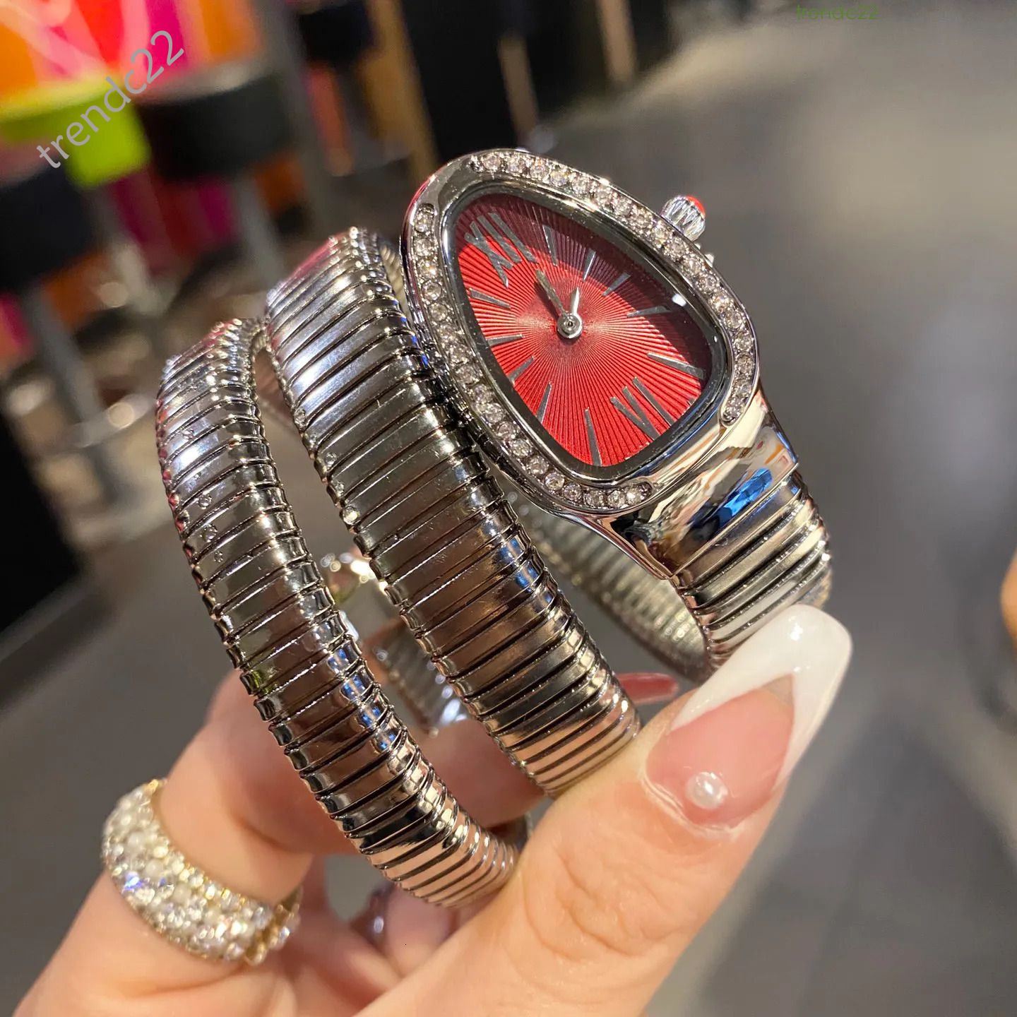 2026Womens Designer Lady Automatic Mechanical Quartz Serpent Stainless Steel Case and Strip Montre de luxe Fashion Watch