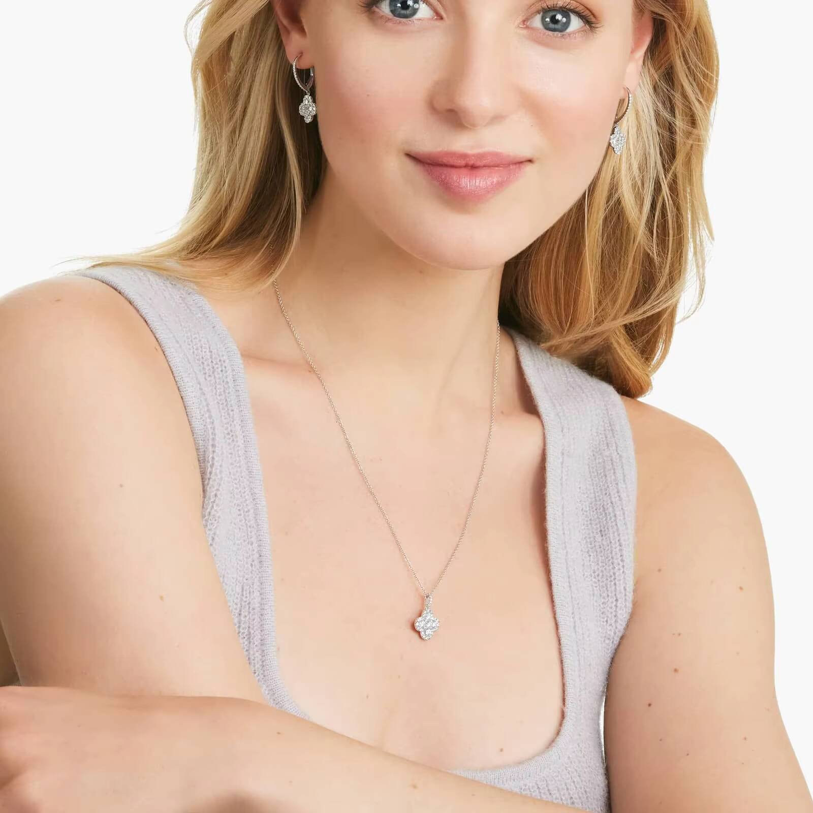 Round Diamond Necklace with Unique Style Jewelry For Anniversary Gift