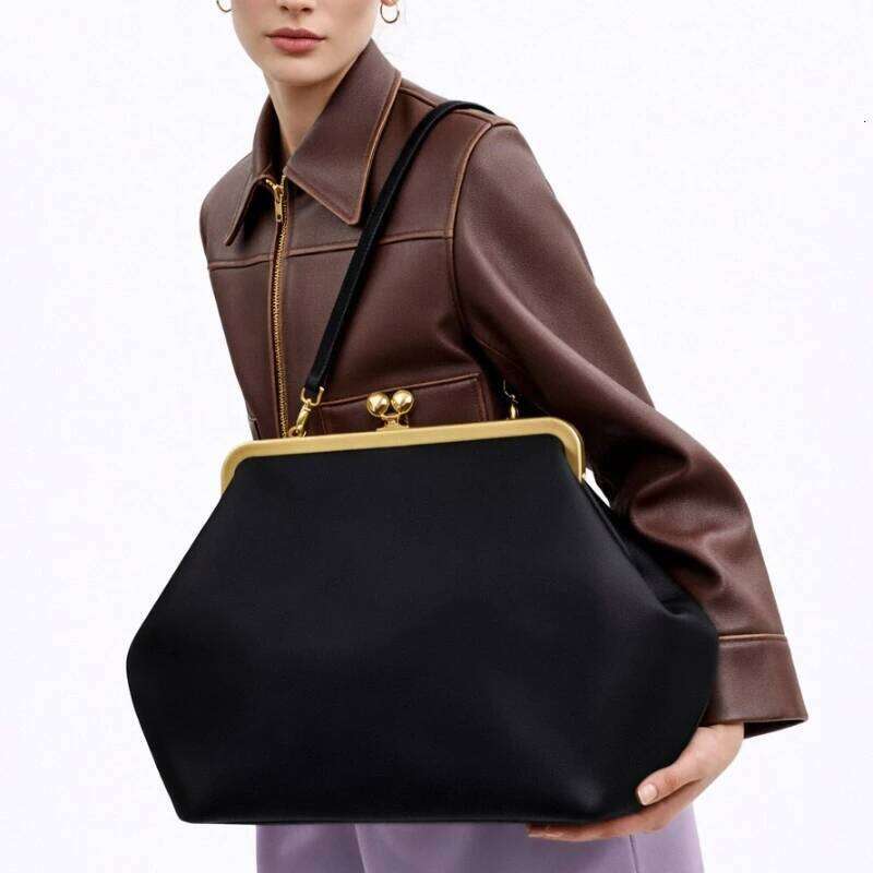 Women's Shoulder Exquisite Irregular Design Seashell Handbag Large Capacity Clip Clutch Elegant Evening Bag Kl928