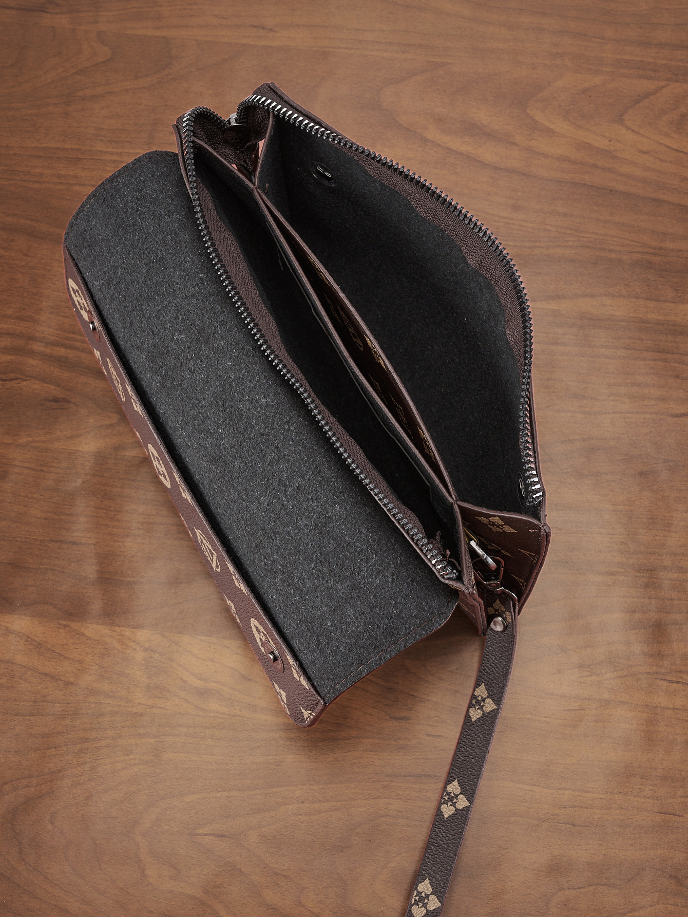 LORDLY KNACK Monogram Clutch Bag, Men's Fashion Wristlet Purse, Trendy 2026 Daily Commute Bag - view 5