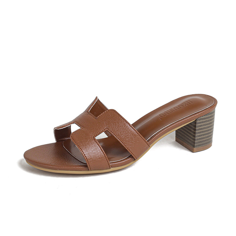 Free shipping designer shoes Women's Slippers 2026 New Summer Fashion Versatile Flat Sandals for Beach Travel and Casual Wear
