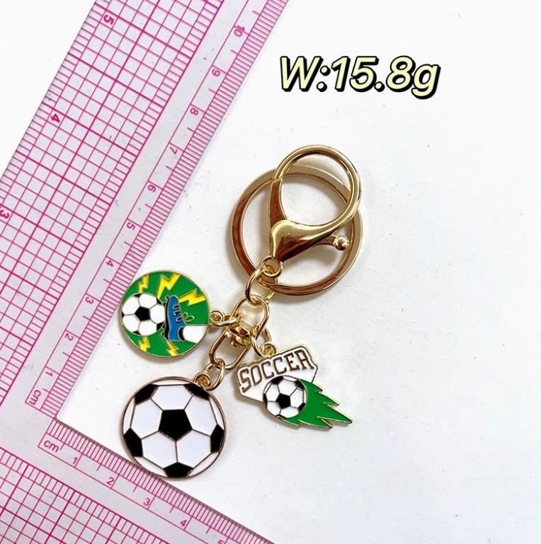 World Cup Soccer Memorabilia Keychain and Car Hanging Accessories in Zinc Alloy for the US Canada and Mexico 26-4.3-6