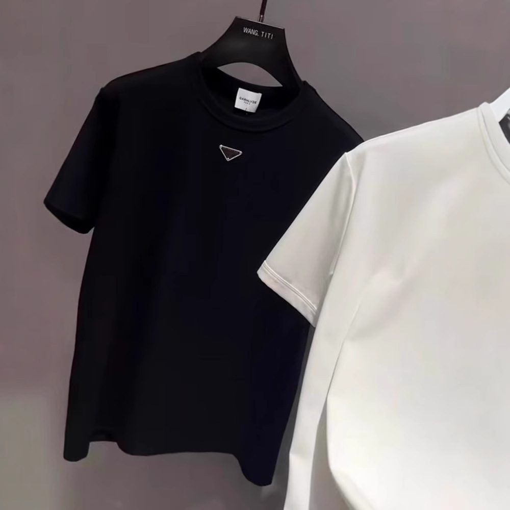 Luxury Brand Designer Clothes This Summer's New Hot Trendy Brand Metal Triangle Logo Fashion Round Neck Short Sleeve Breathable Casual T-Shirt Fo