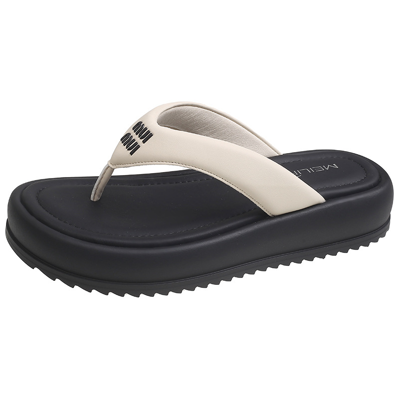 2026 Summer Hot Legged Designer Flip flops Outdoor Casual Fashion Height Increasing Letter Sandals for Women
