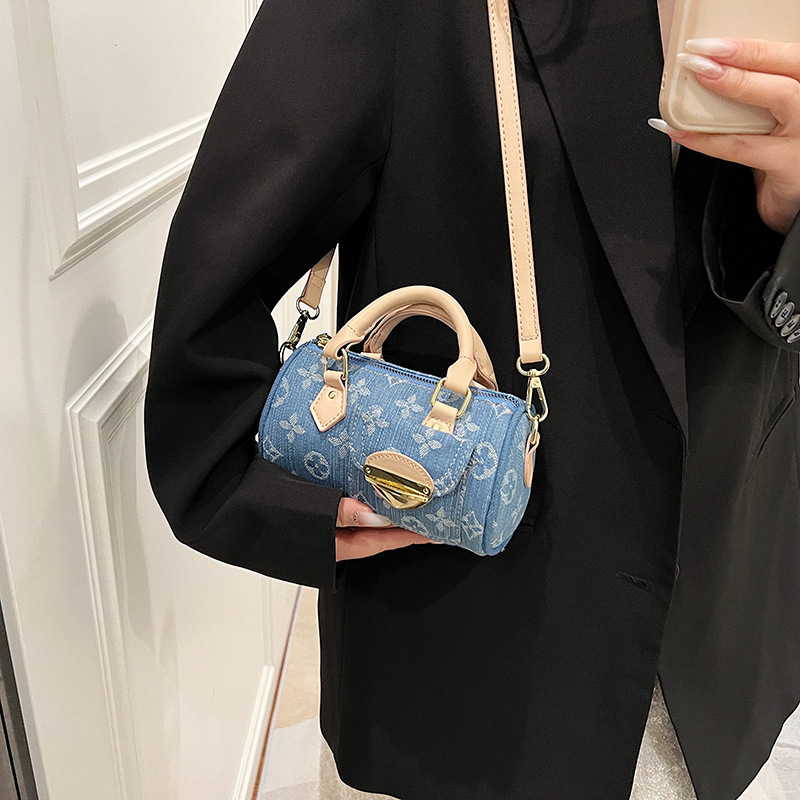 Super Popular Niche Denim for Women New Trendy Fashion Versatile Crossbody Stylish Handbag Cylinder Bag