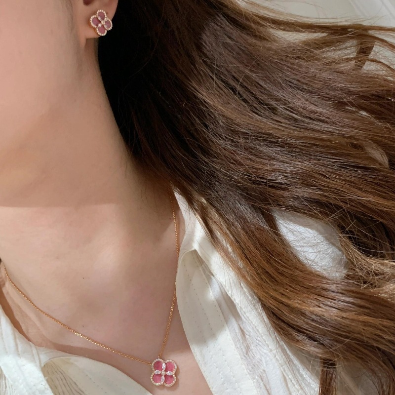 bracelet designer for women Rose Pink Four Leaf Clover Jewelry Set Crystal Rhinestone Inlaid Copper Bracelet Necklace Earrings Gift For Daily Party We