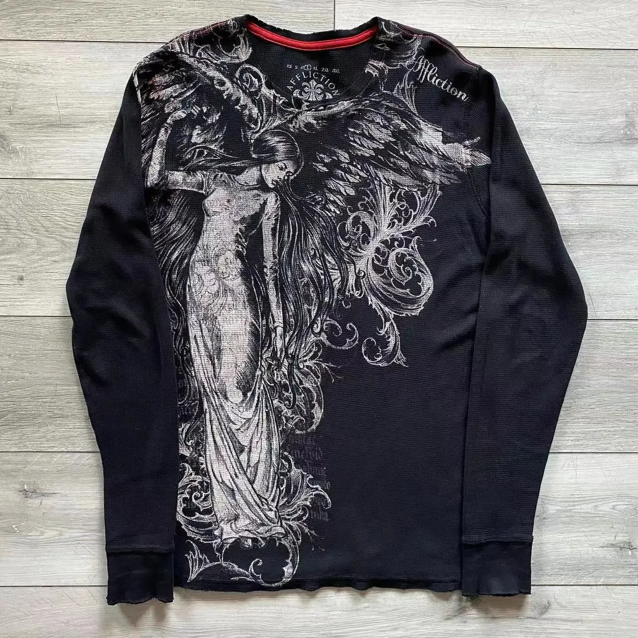 90s Affliction T shirt Hip Hop Round Neck Oversized Long sleeved T shirt Mens Womens Casual Gothic Clothing Tops Streetwear260408