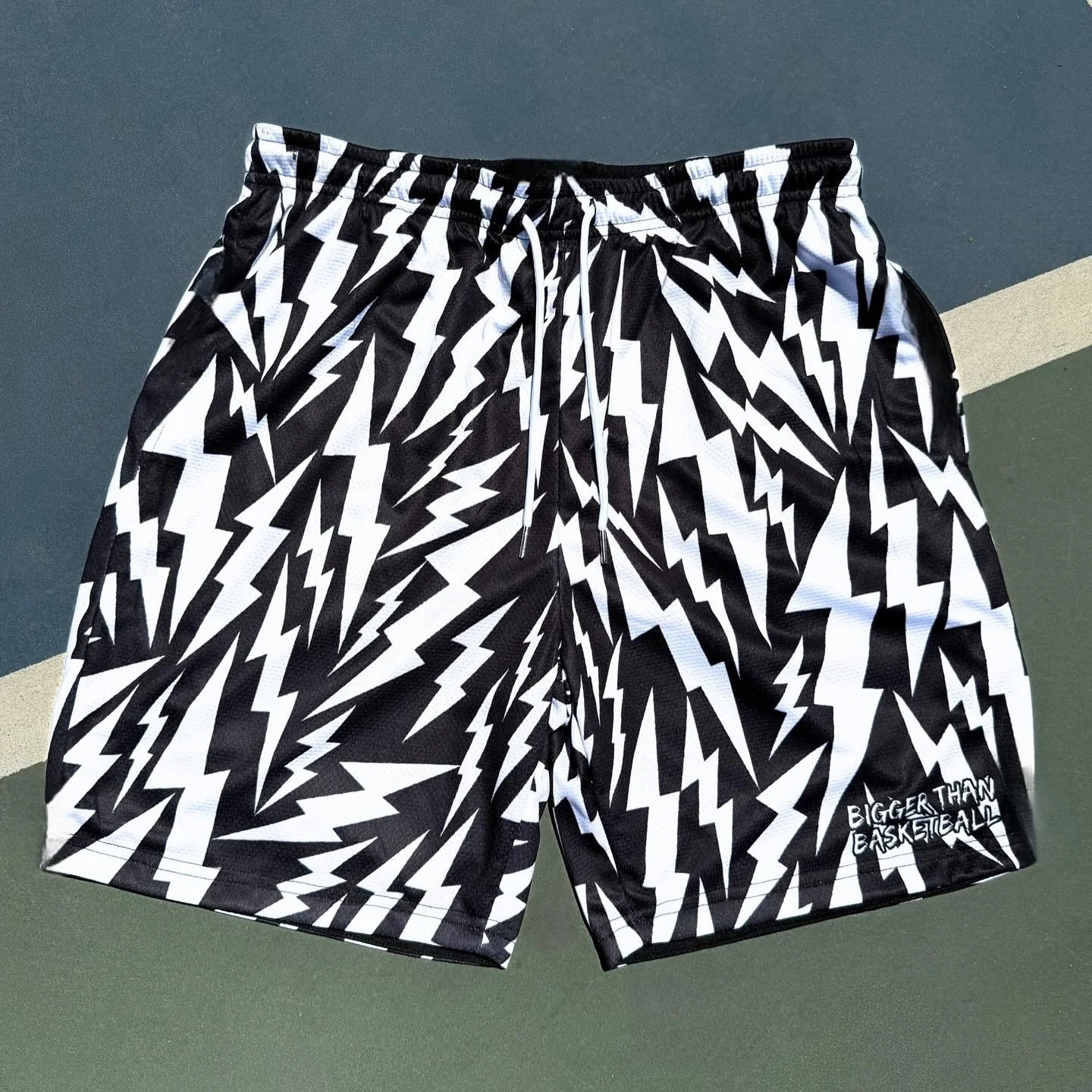 2025 Basketball Comic 3D Printed Shorts Mens Bigger Than Breathable Summer Casual Sports Streetwear 260409