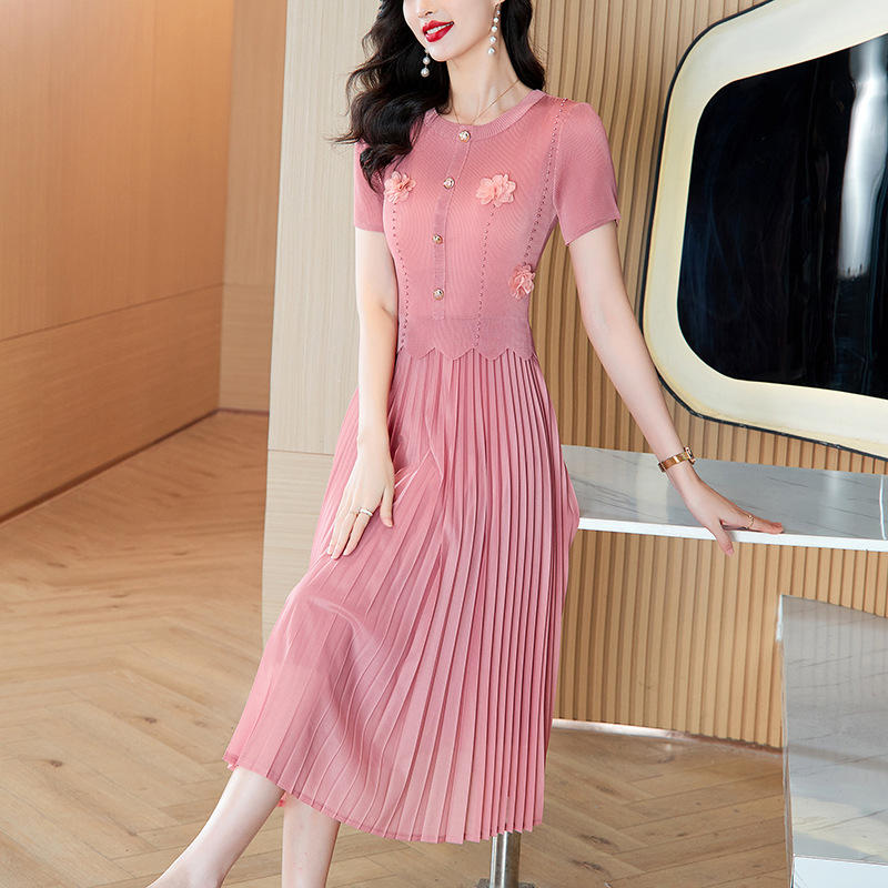 Q0376 Miyake pleated summer new fake two-piece round neck large size design sense high waist temperament age-reducing pleated dress