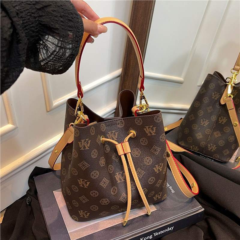 European American Fashion Bucket for Women, New Autumn and Winter High-Quality Textured Printed Women's Bag, Super Popular Single Shoulder Crossb