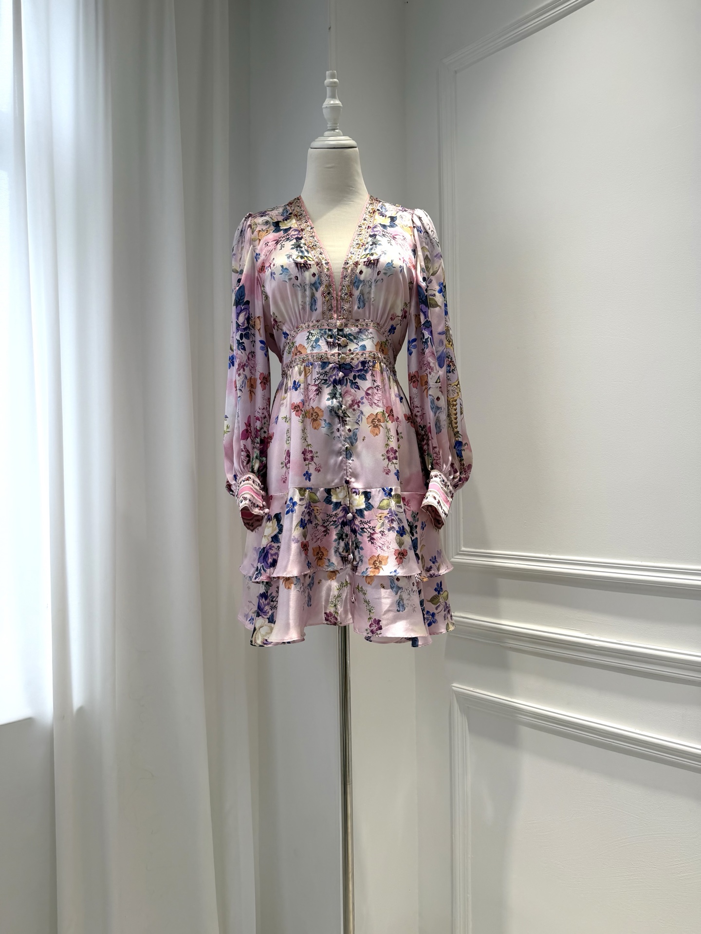 Australian designer Camilla Dress 100% silk pink printed short skirt