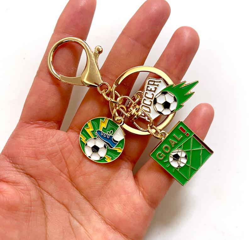 World Cup Soccer Memorabilia Keychain and Car Hanging Accessories in Zinc Alloy for the US Canada and Mexico 26-4.3-6