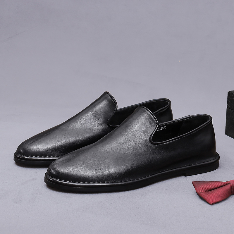 Trendy Men's Slip-On Shoes British Style Large Size Genuine Leather Washed Horsehide Comfortable Casual Footwear - view 3