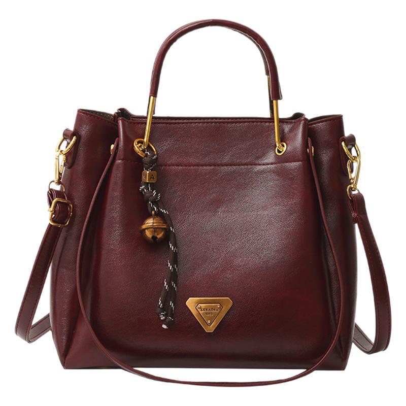 Advanced texture tote bag for women 2026 new winter versatile single shoulder crossbody armpit hand-held bucket bag